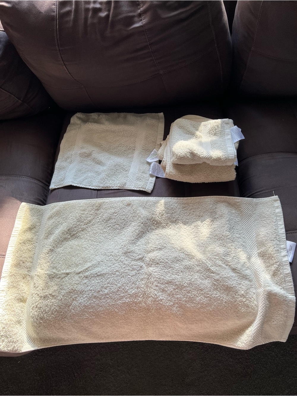 Organic cotton hand towels and wash cloths